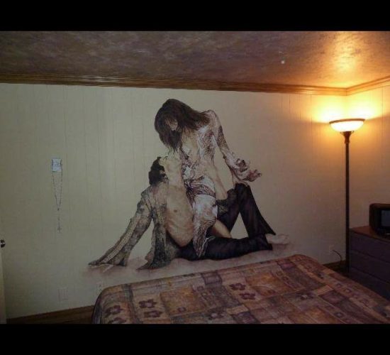 Murale peinte dans une chambre a coucher d’une résidence.